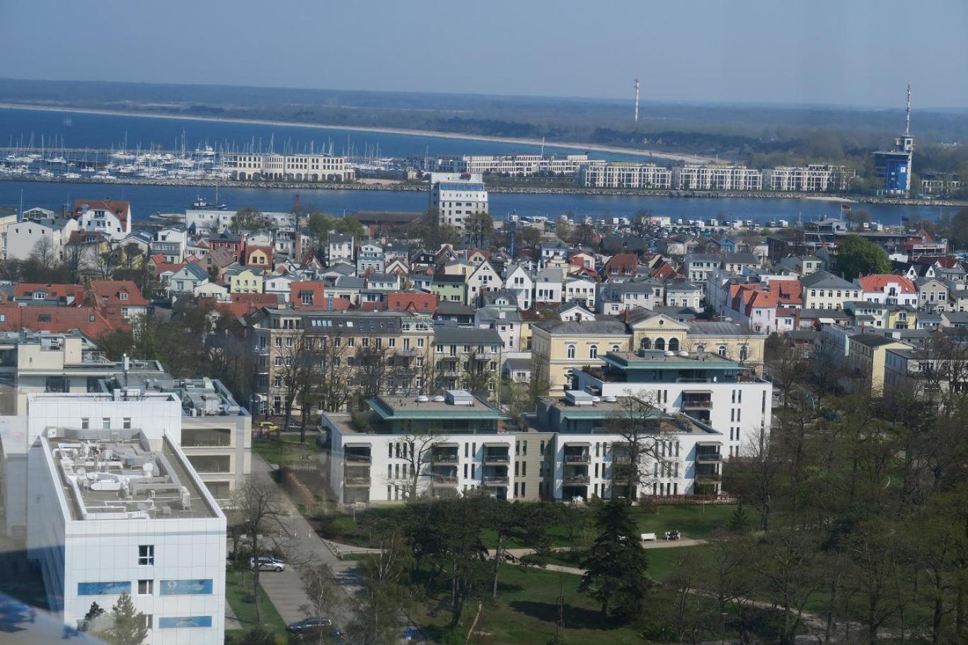 Residenz/Parkblick Lägenhet Rostock Exteriör bild
